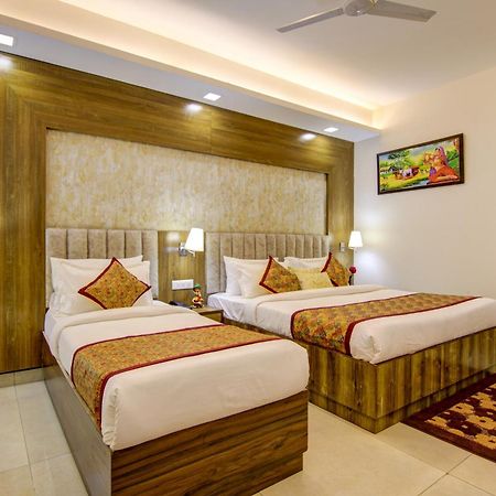 Hotel Deluxe Stay Inn - Near Delhi Airport 新德里 外观 照片
