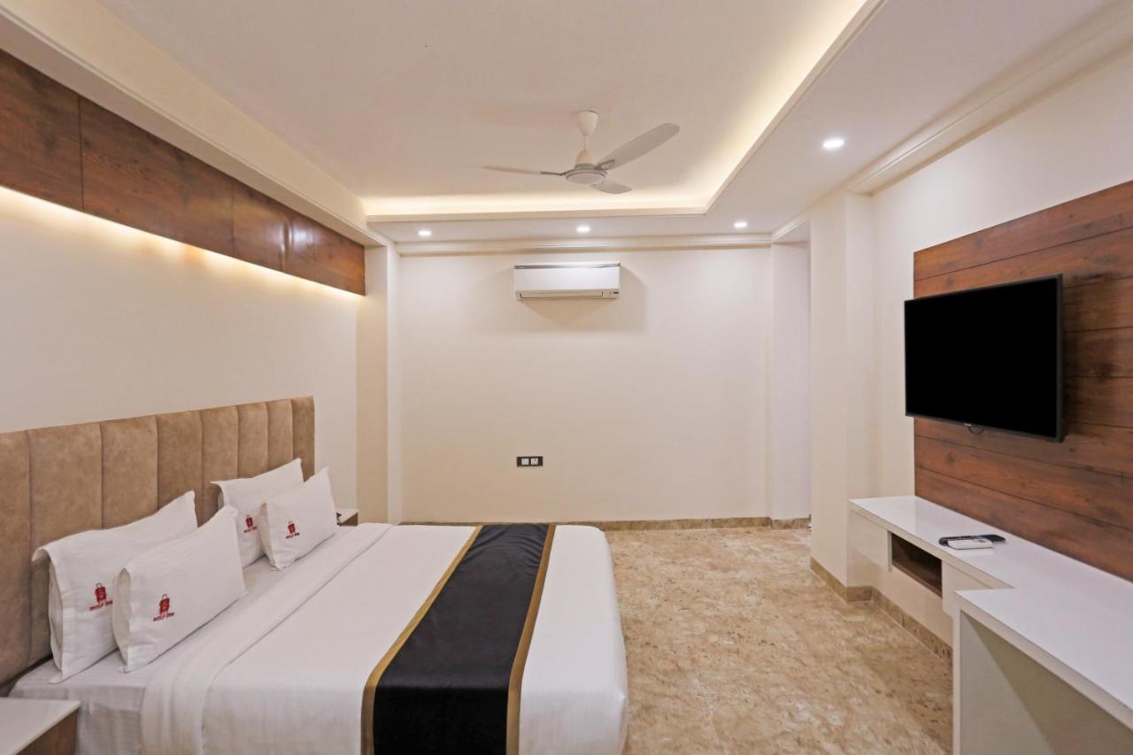 Hotel Deluxe Stay Inn - Near Delhi Airport 新德里 外观 照片