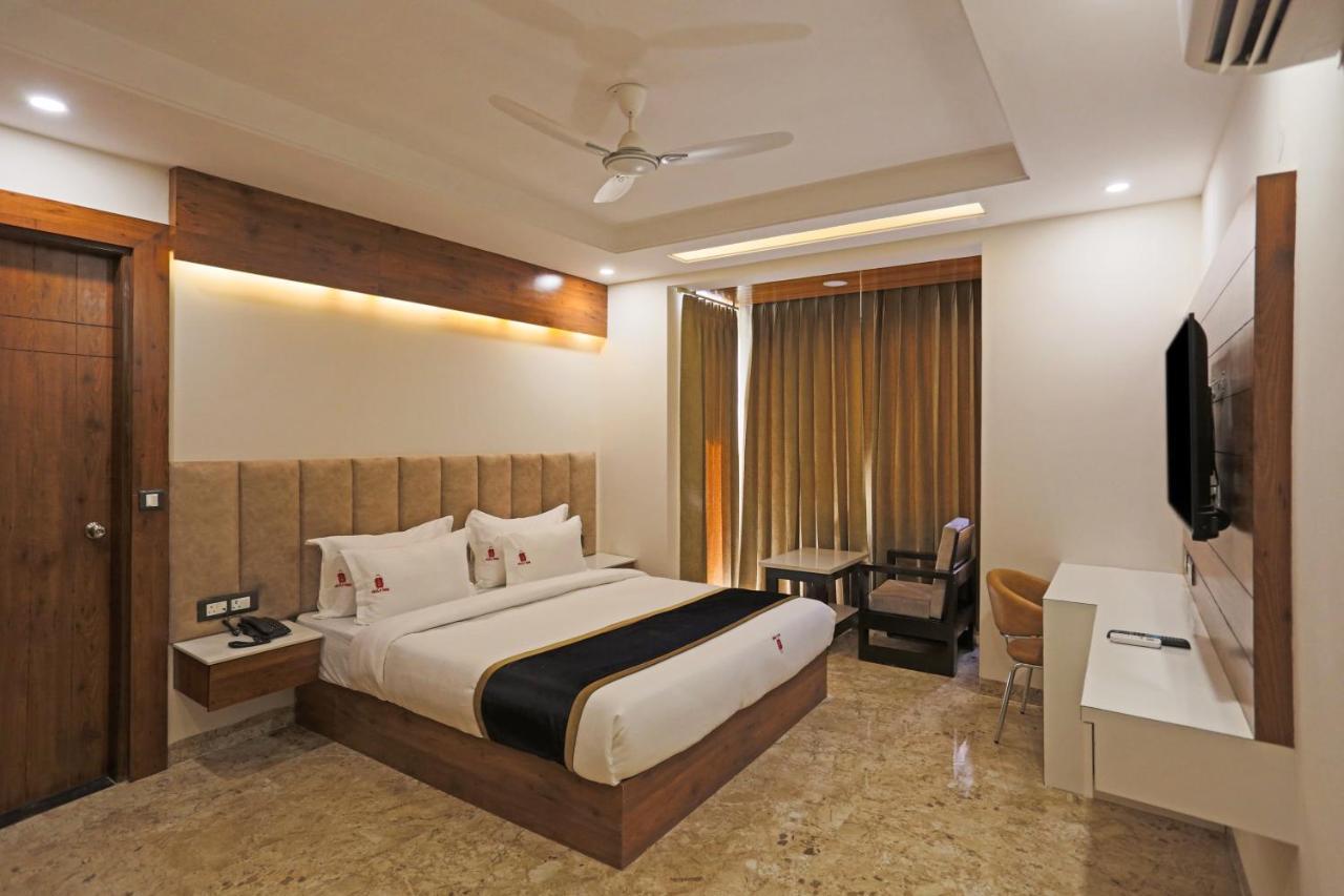 Hotel Deluxe Stay Inn - Near Delhi Airport 新德里 外观 照片