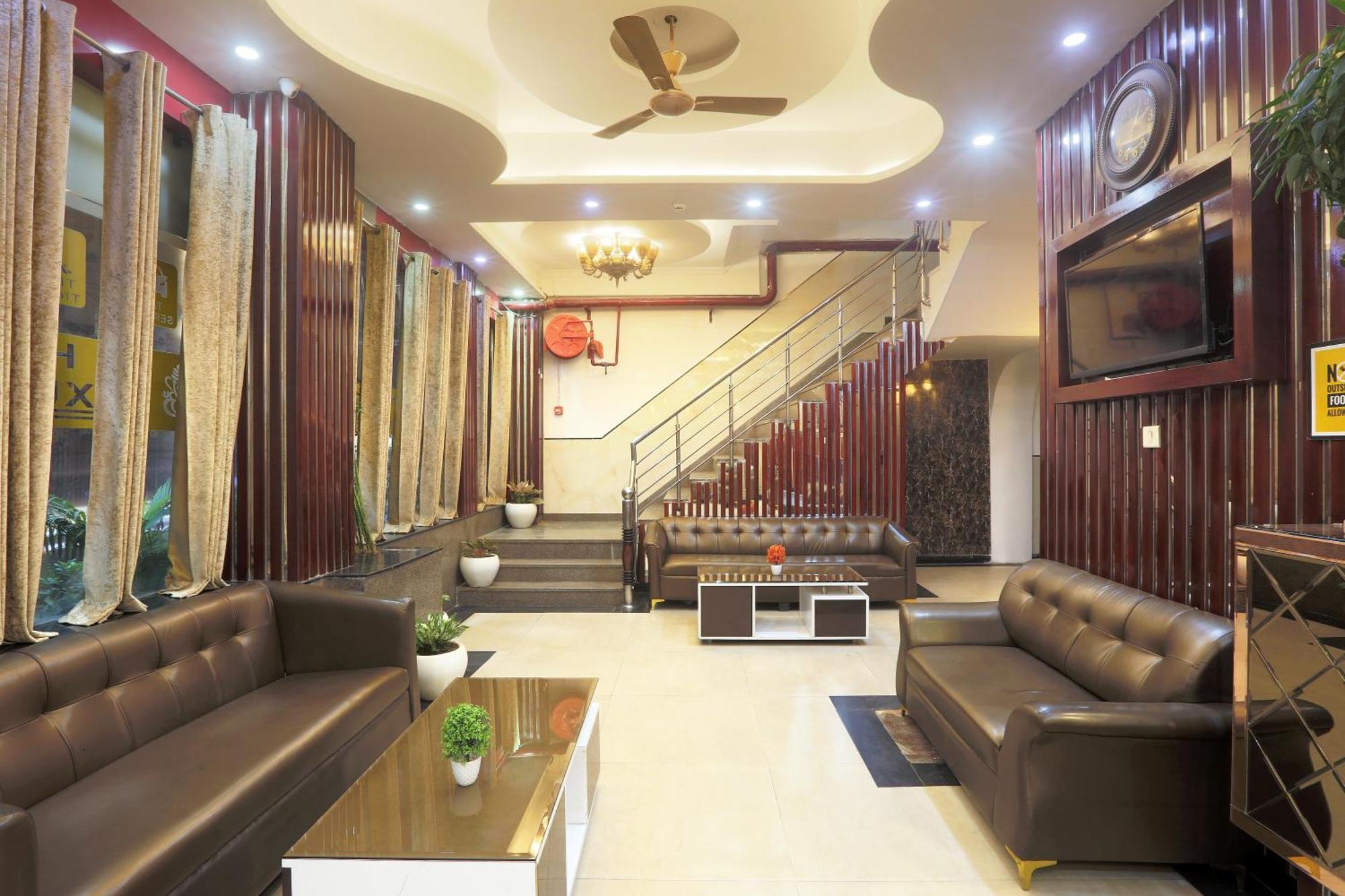Hotel Deluxe Stay Inn - Near Delhi Airport 新德里 外观 照片