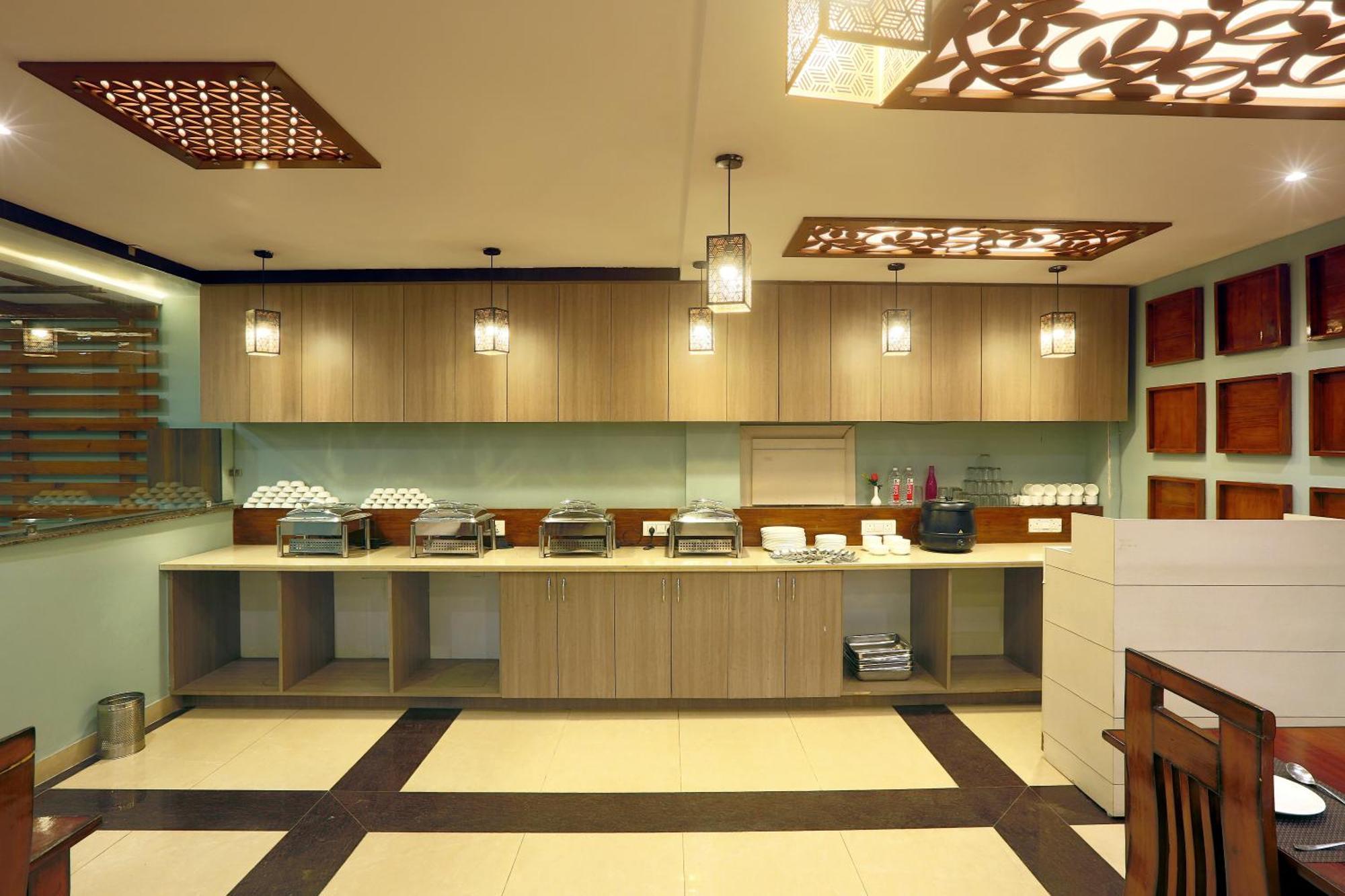 Hotel Deluxe Stay Inn - Near Delhi Airport 新德里 外观 照片