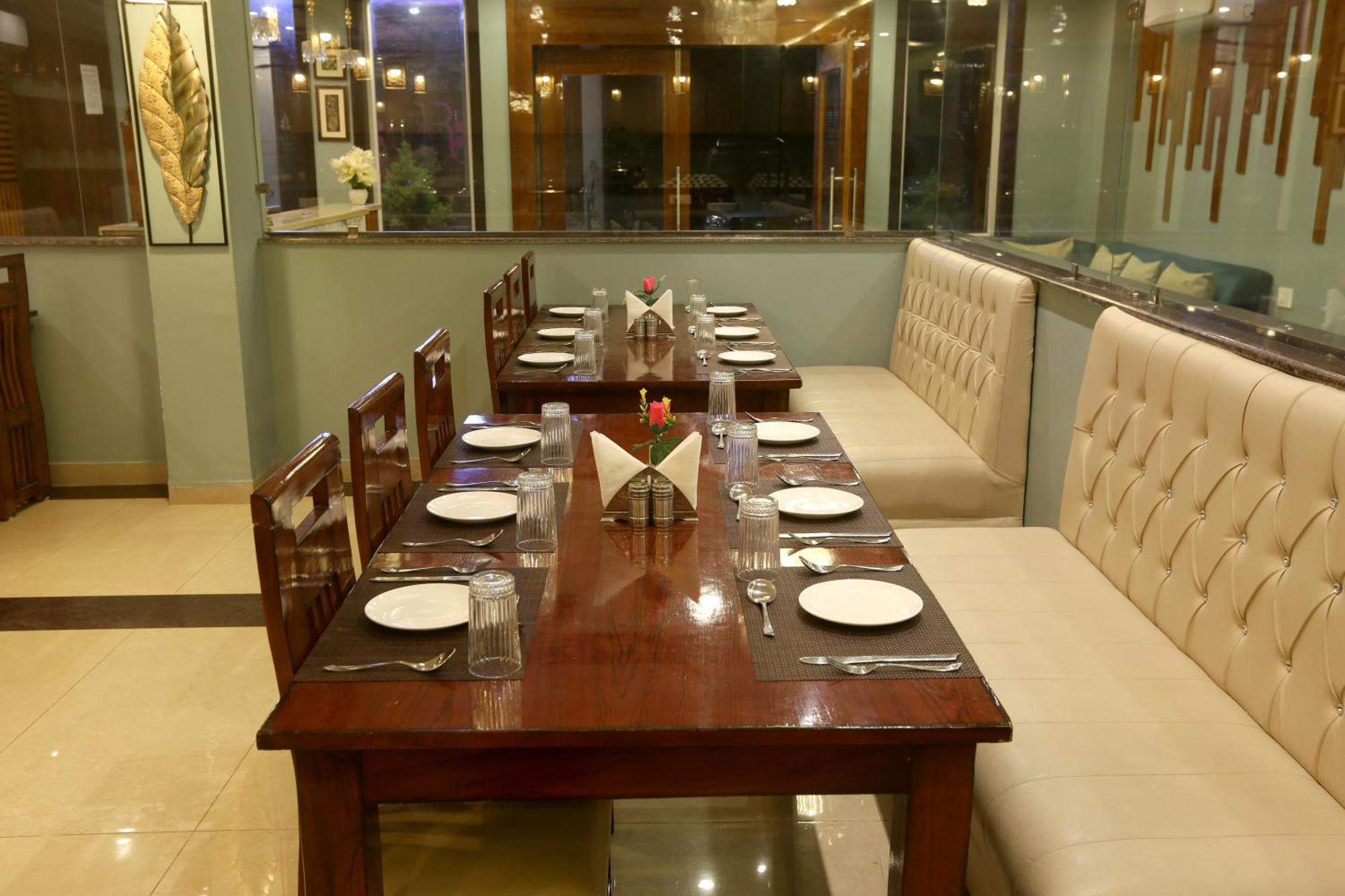 Hotel Deluxe Stay Inn - Near Delhi Airport 新德里 外观 照片